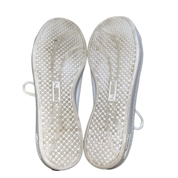 Puma White Lace up Sneakers(Size 8W) - Picture 3 of 11